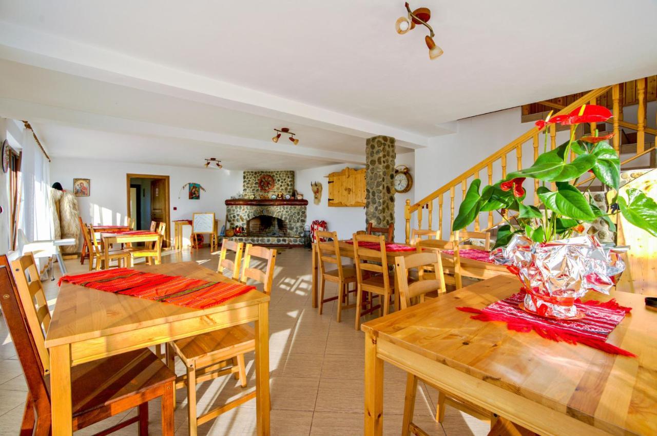 Pensiunea La Maria Lu' Sandoiu Hotel Poenari Buitenkant foto