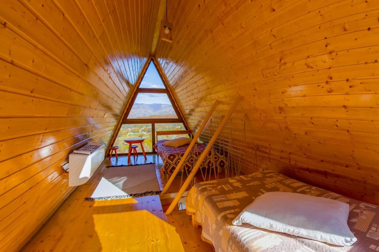 Pensiunea La Maria Lu' Sandoiu Hotel Poenari Buitenkant foto